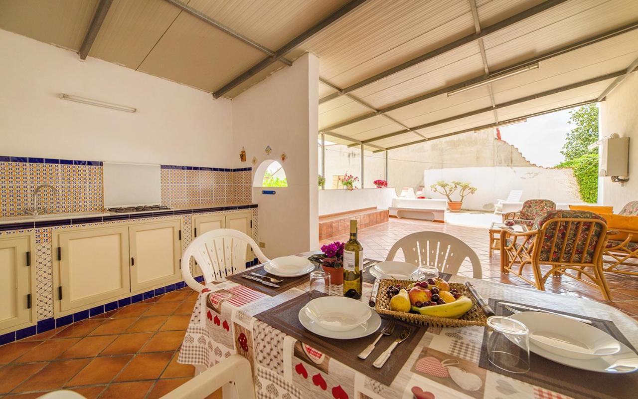 Casa Daila Villa เมนฟี ภายนอก รูปภาพ